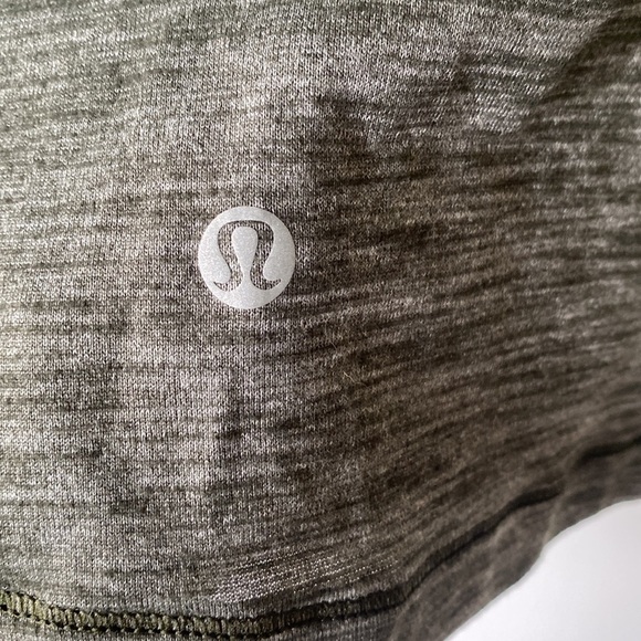 LULULEMON Run for Gold Tank Top Gator Green Sz 4 - Picture 12 of 14